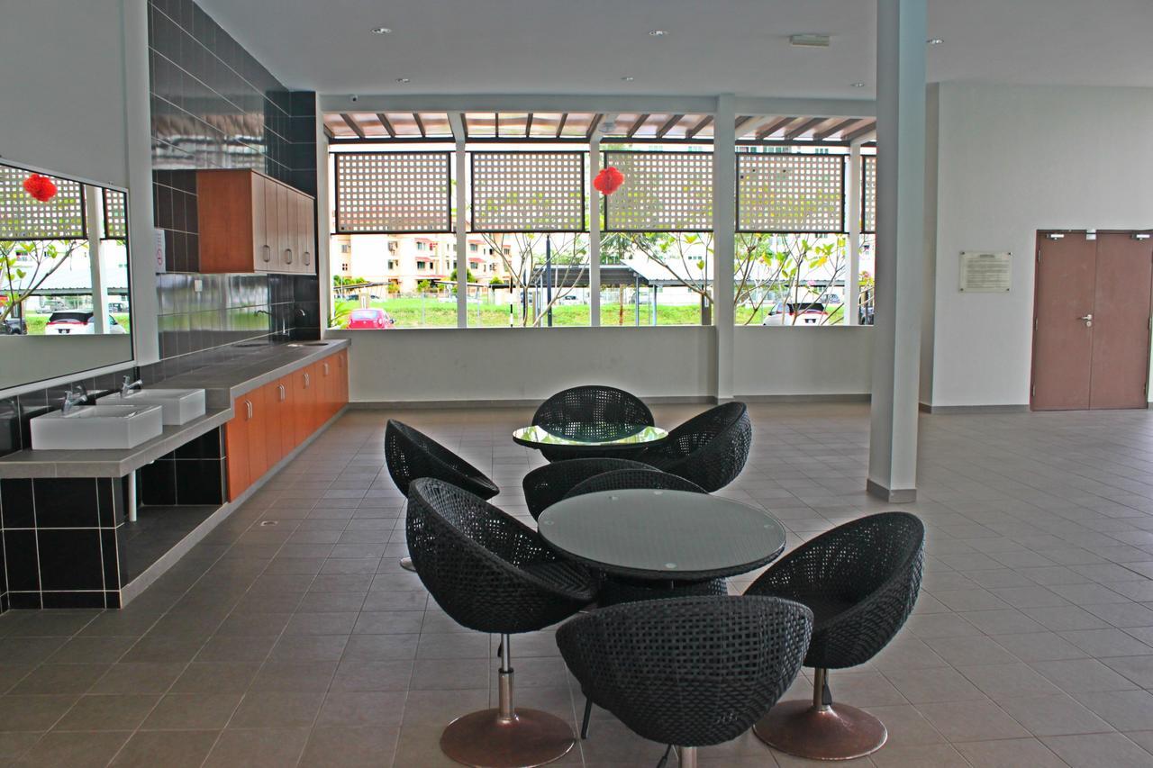 Hello Kitty Signature Suite Sandakan Extérieur photo